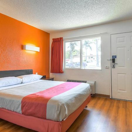 Motel 6-Long Beach, Ca - Los Angeles エクステリア 写真