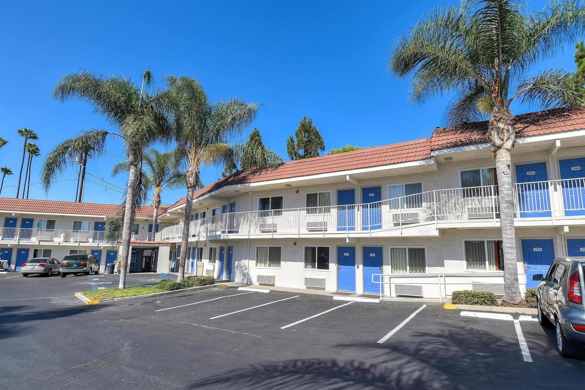 Motel 6-Long Beach, Ca - Los Angeles エクステリア 写真