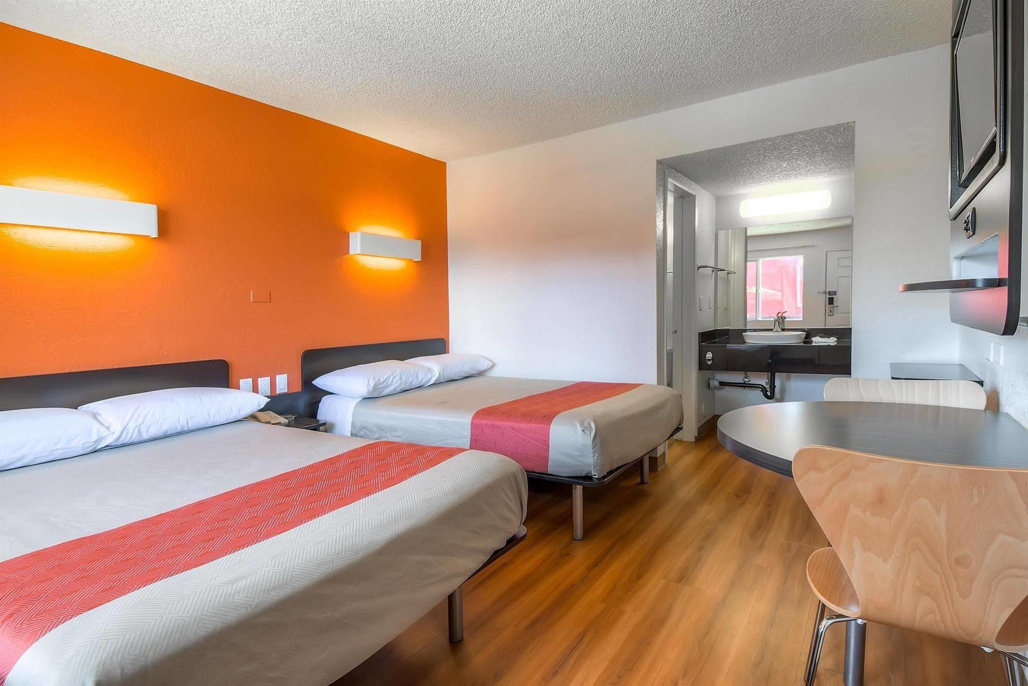 Motel 6-Long Beach, Ca - Los Angeles エクステリア 写真
