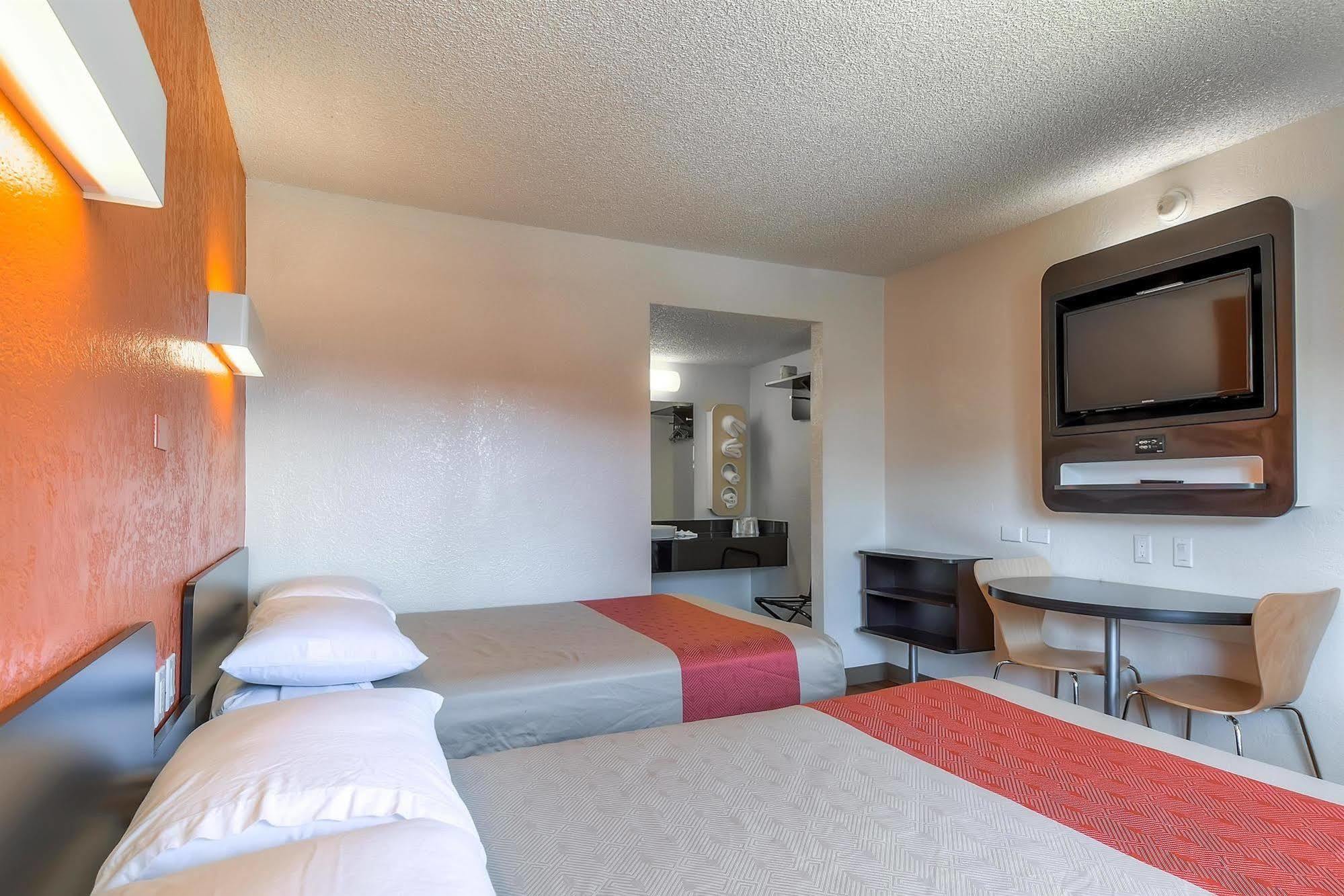 Motel 6-Long Beach, Ca - Los Angeles エクステリア 写真