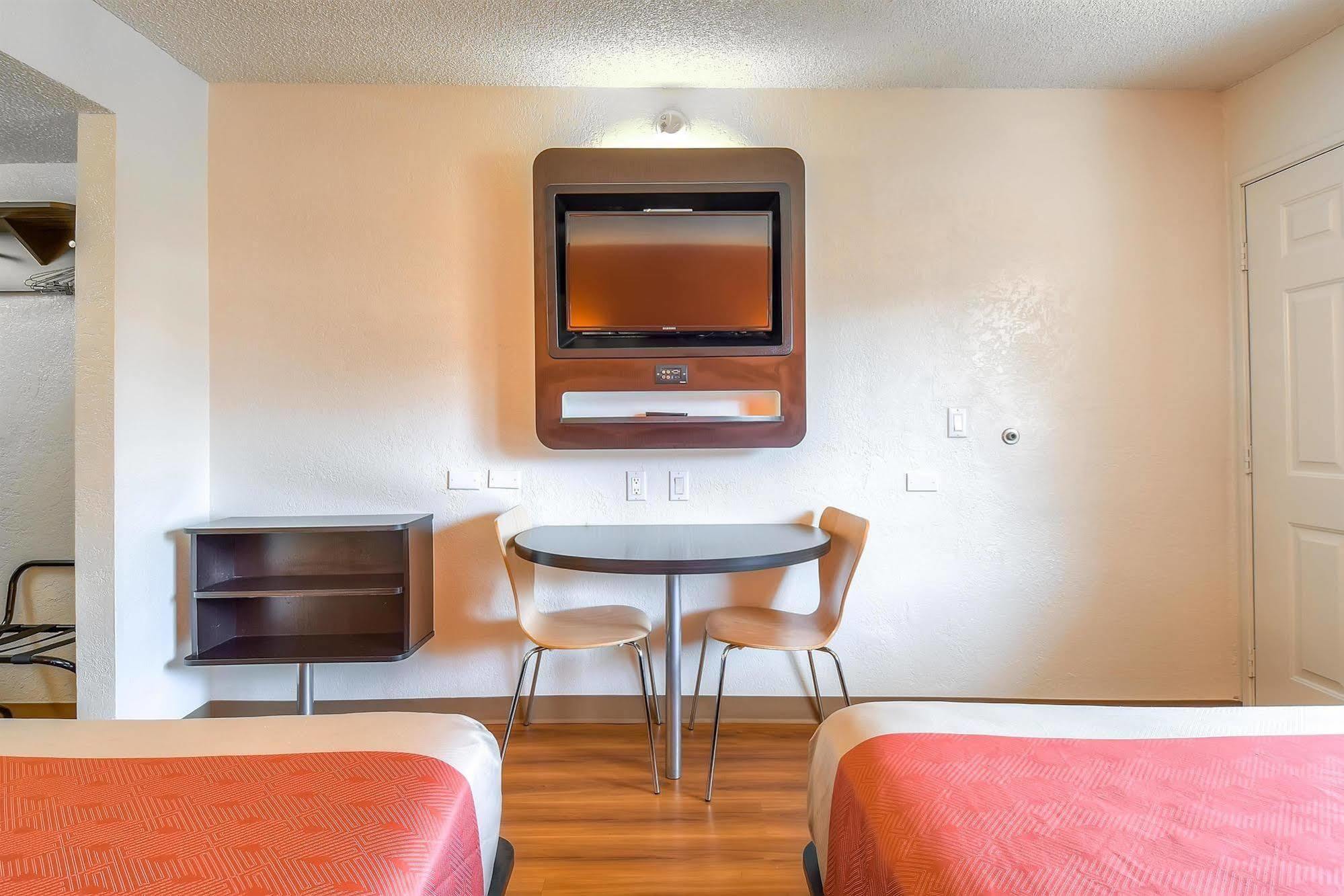 Motel 6-Long Beach, Ca - Los Angeles エクステリア 写真