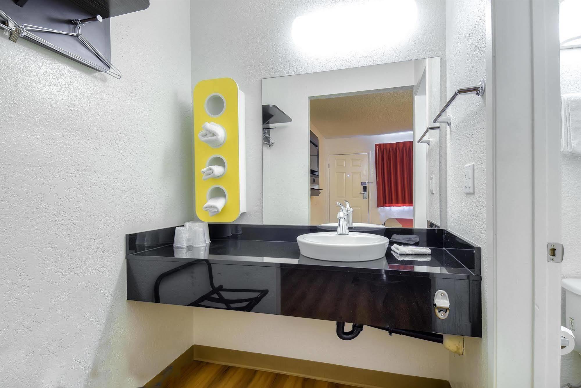 Motel 6-Long Beach, Ca - Los Angeles エクステリア 写真