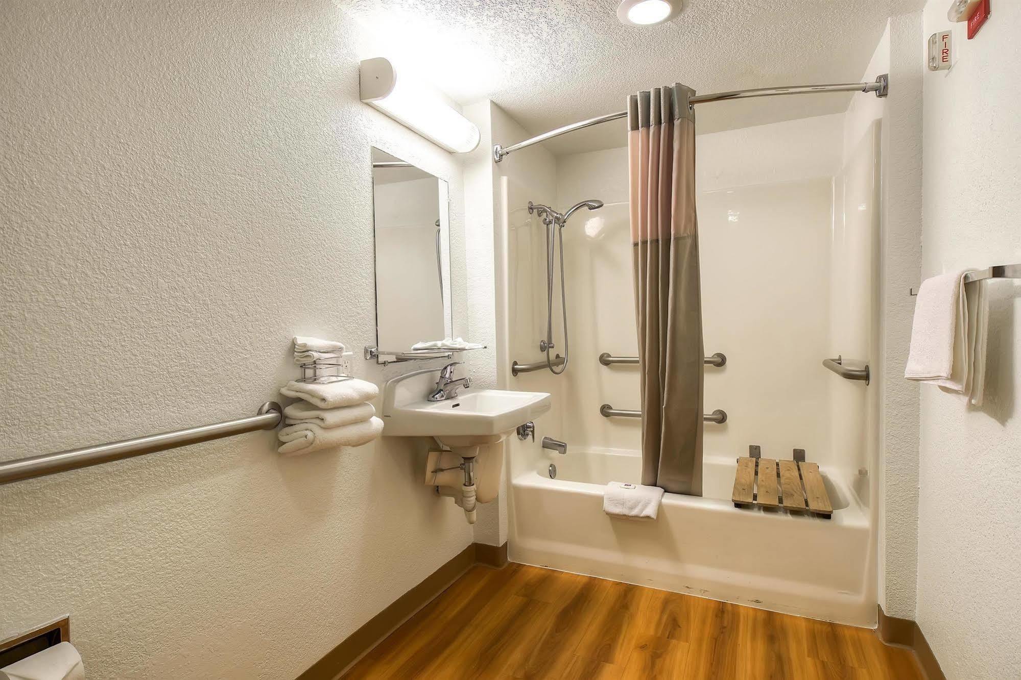 Motel 6-Long Beach, Ca - Los Angeles エクステリア 写真